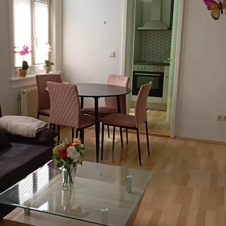 Appartamento Bei Charlotte Sonneberg Esterno foto